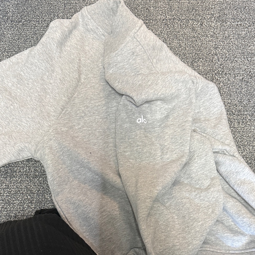 ALO Yoga Gray Pullover Hoodie Sweatshirt